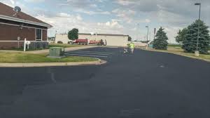 Best Concrete Driveway Installation  in Maysville, KY